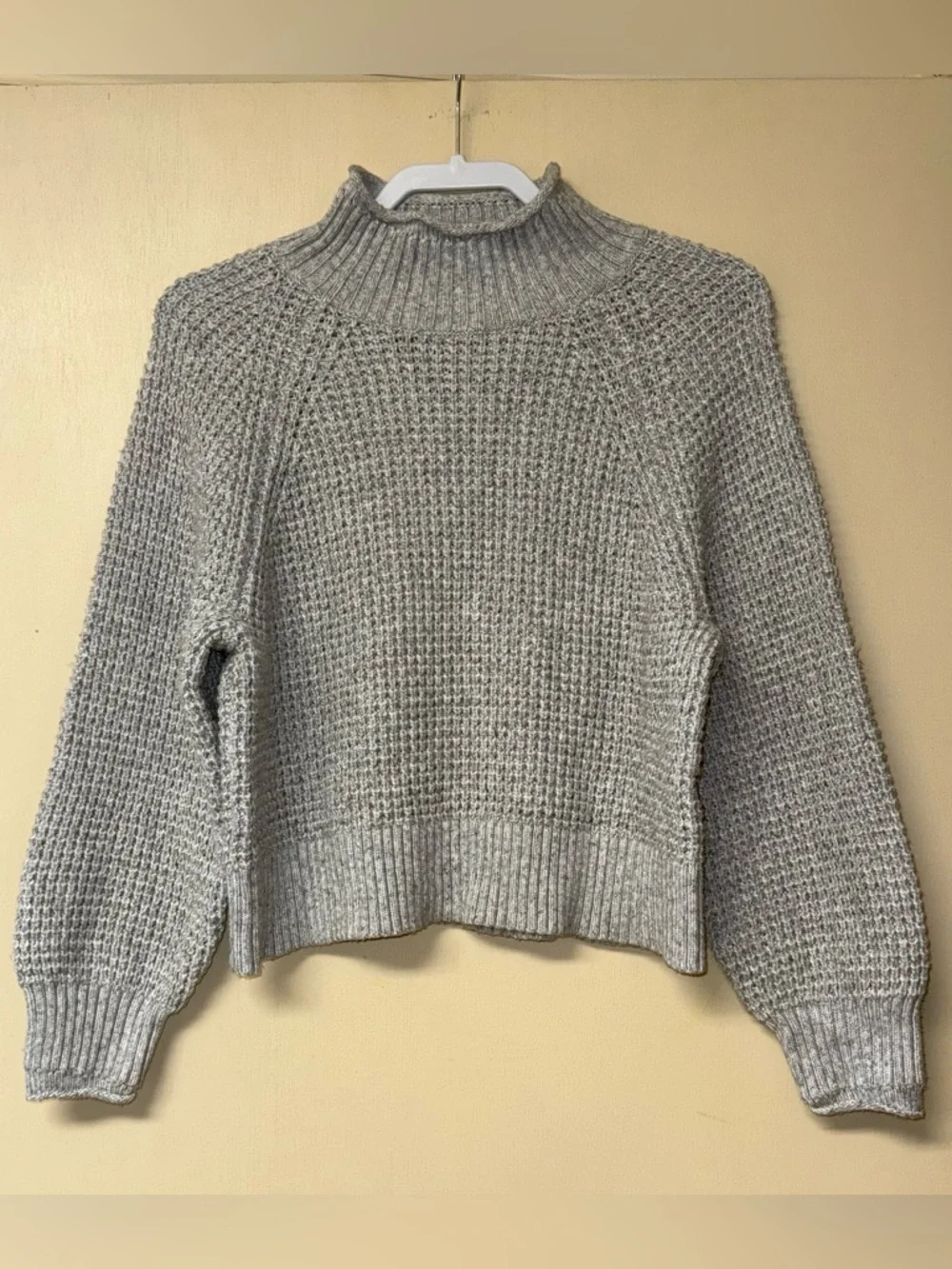 American Eagle Outfitters Gray Mock Neck Chunky Knit Sweater - Picture 1 of 5